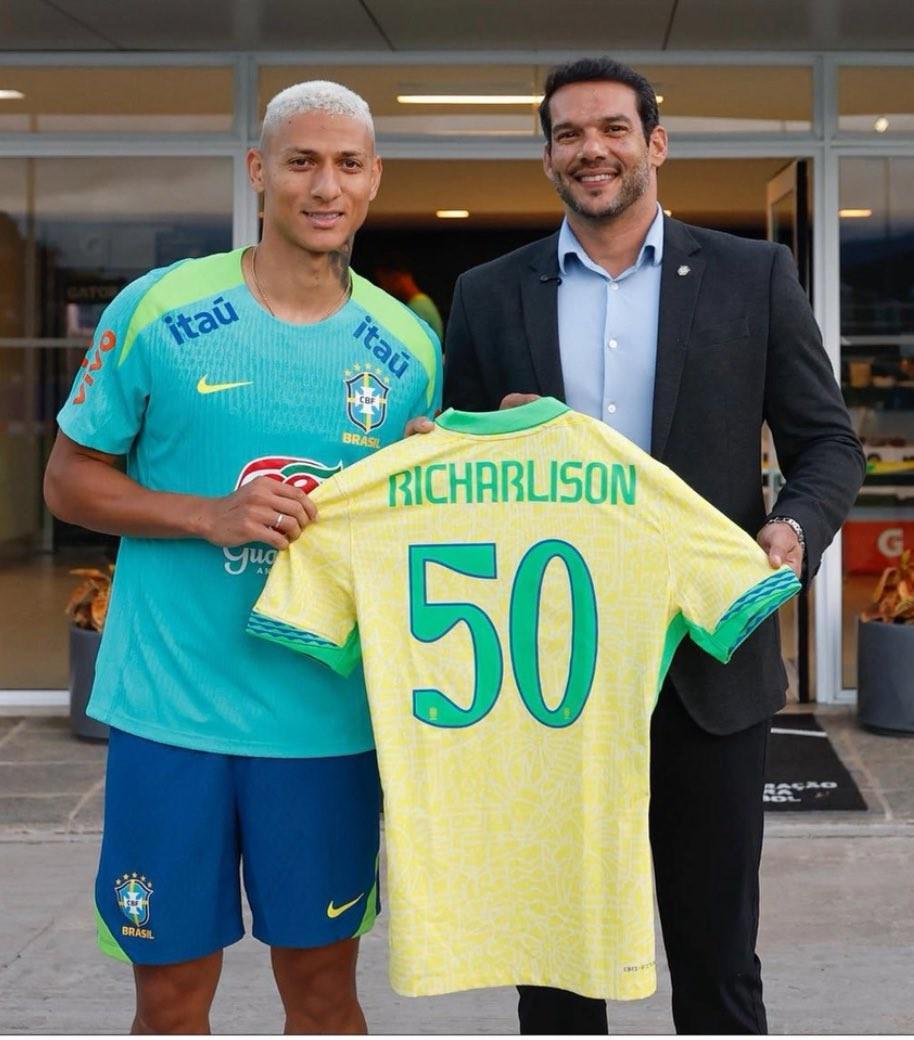 nba直播-50场20球，里沙利松晒纪念球衣：还有更多故事等待着被书写